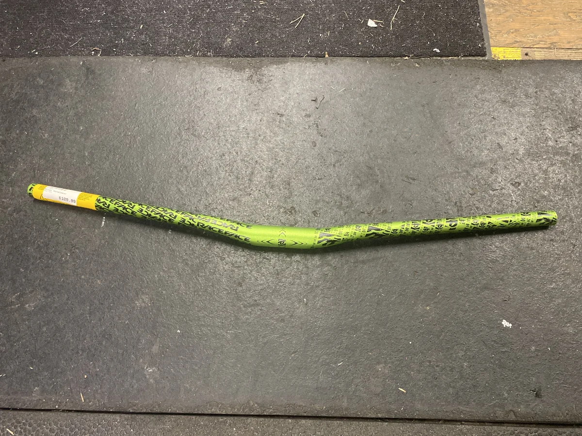 Race Face Atlas Handlebar - North Vancouver - image 1