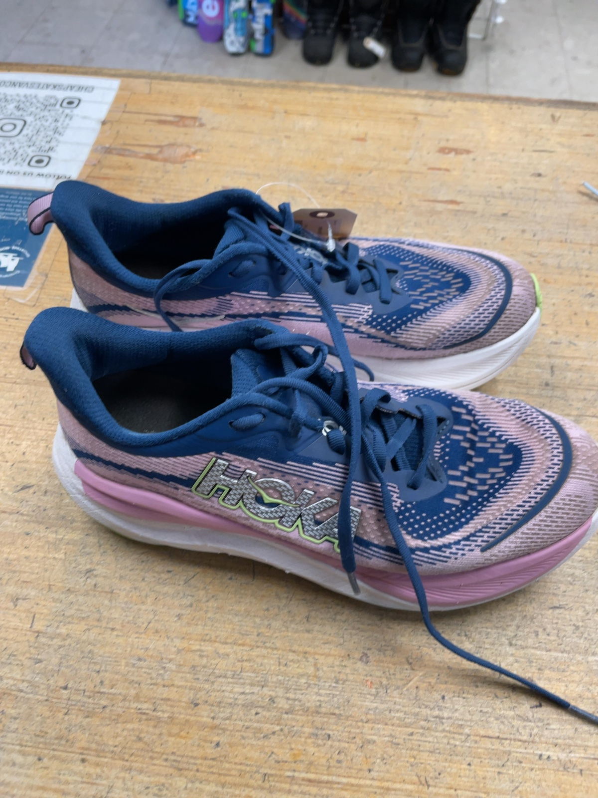 Hoka Skyflow Size 8.5 US Running Shoes