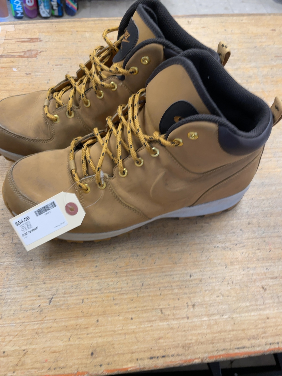 Nike Manoa Size 12 US Tan Hiking Boots