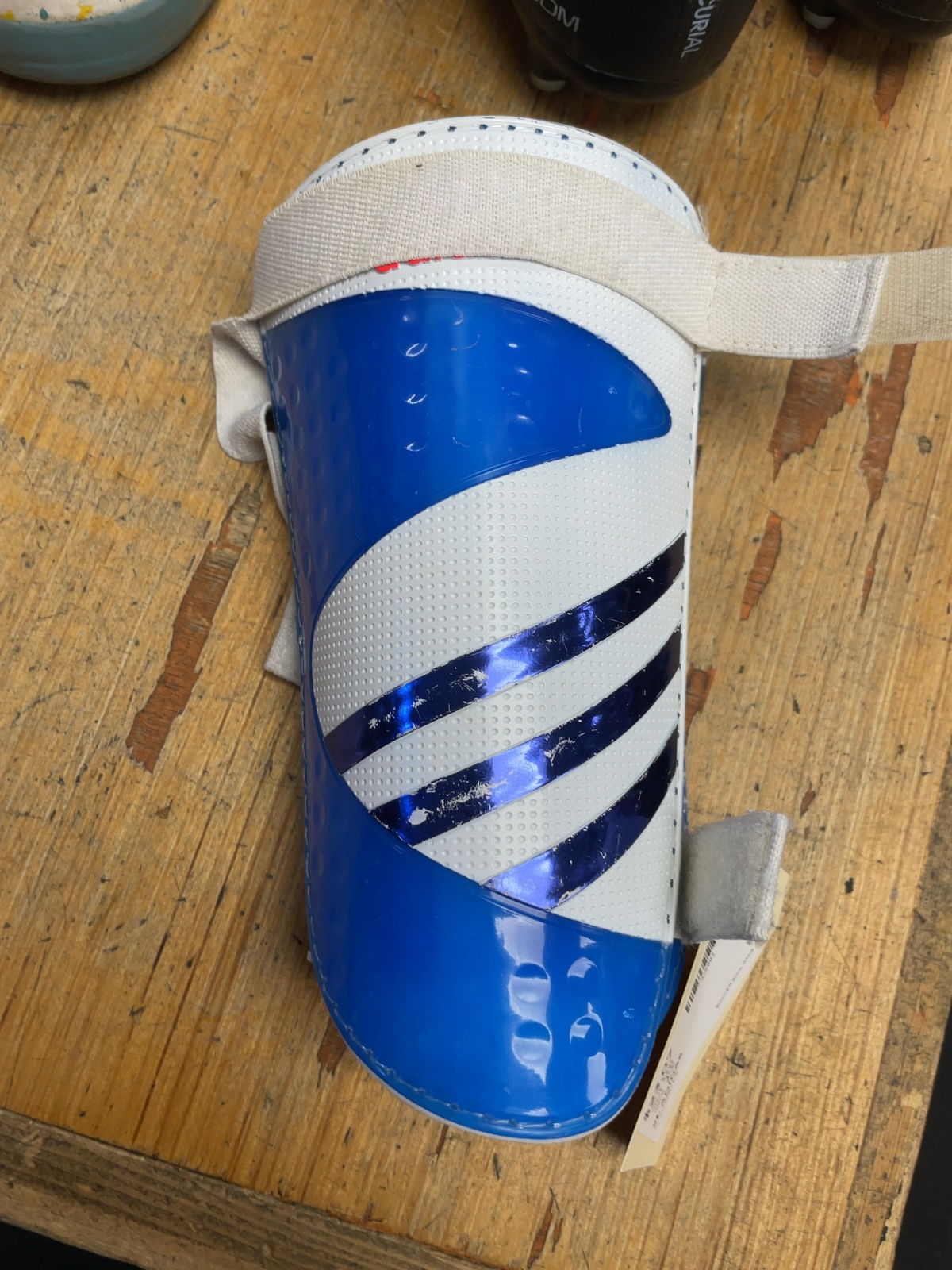 adidas F50 Size XL Soccer Shin Guards