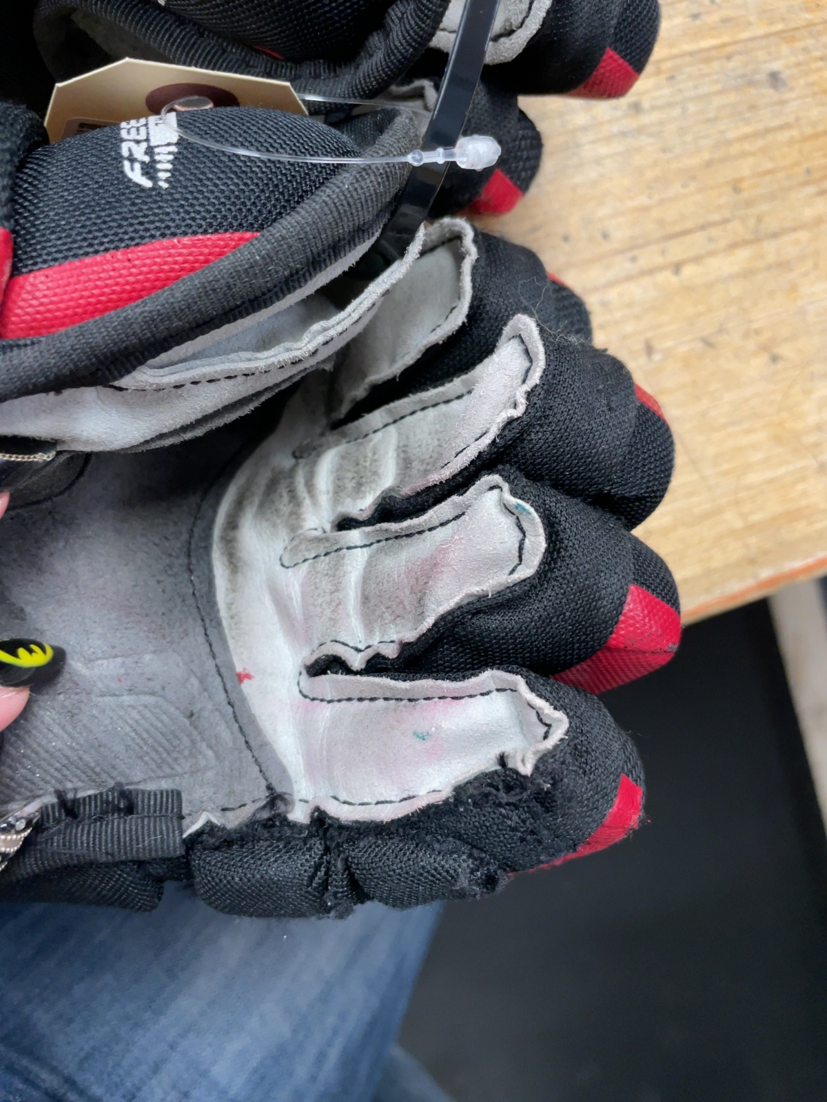 Bauer Supreme 170 12" Hockey Gloves