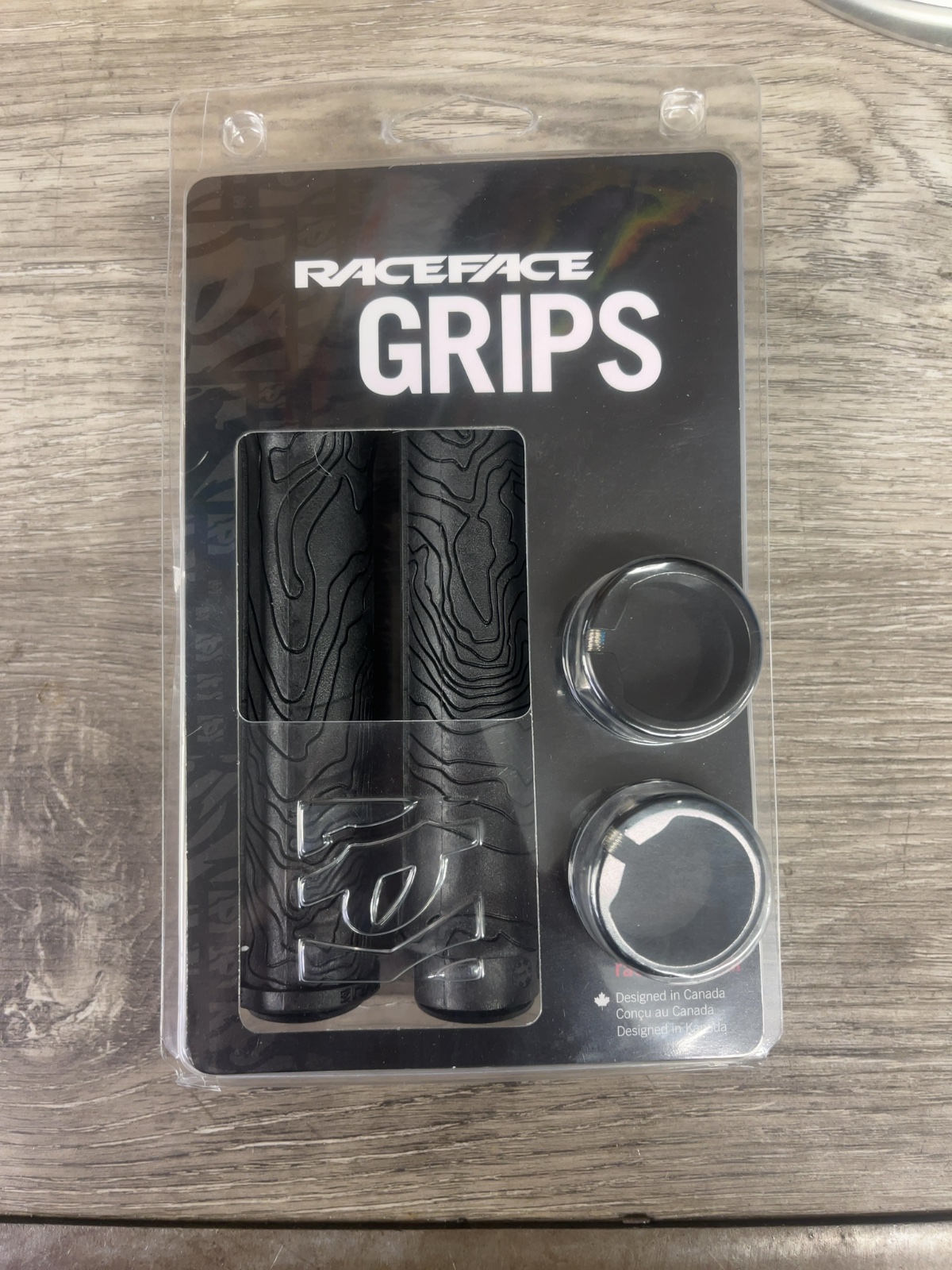 Race Face Half Nelson Single Lock On Handlebar Grips Black New