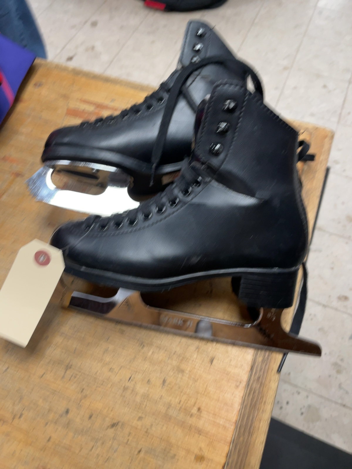 Jackson Excel Size 1 Figure Skates Black