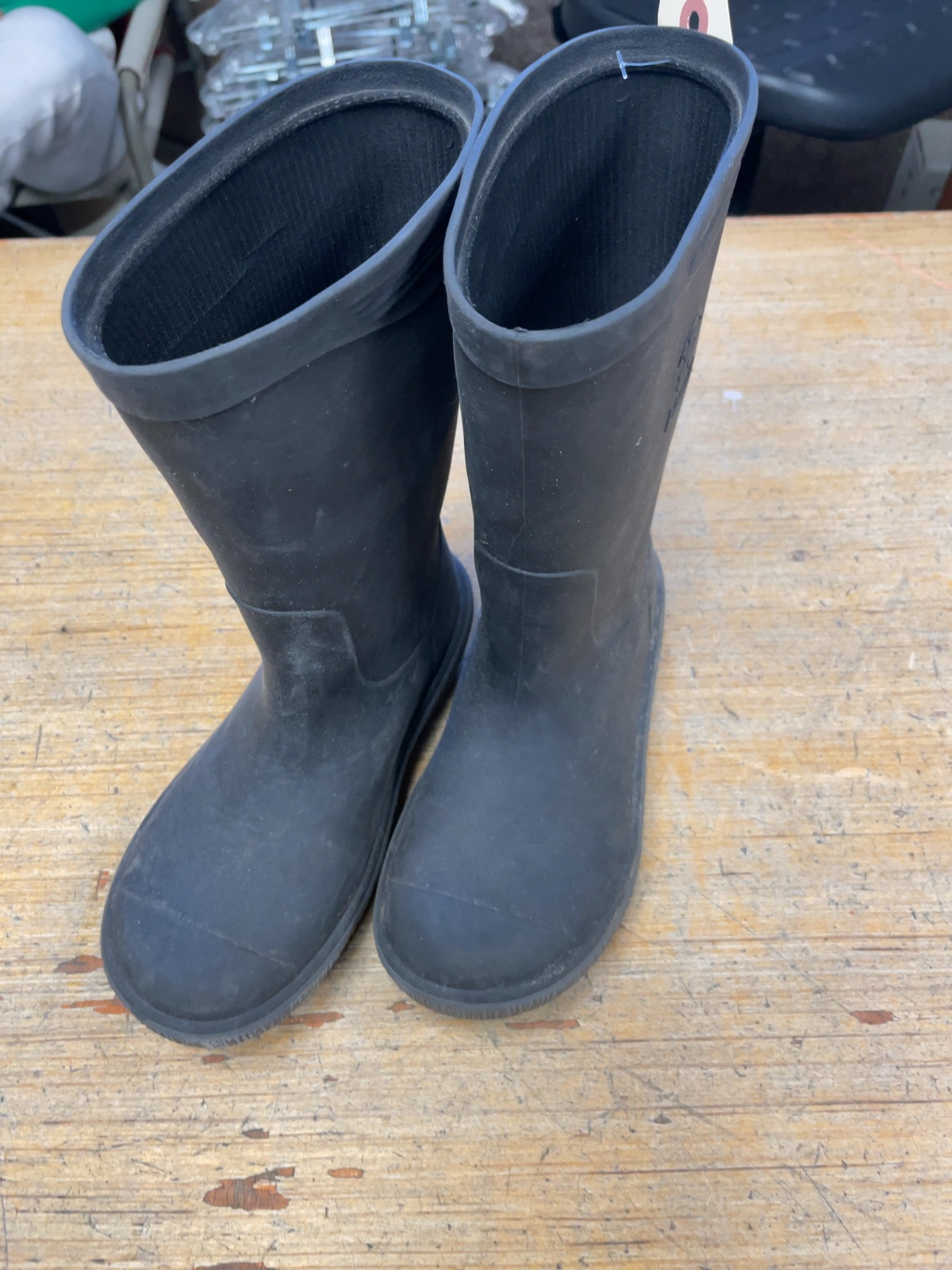 Kamik Size 2 Youth Rain Boots Black