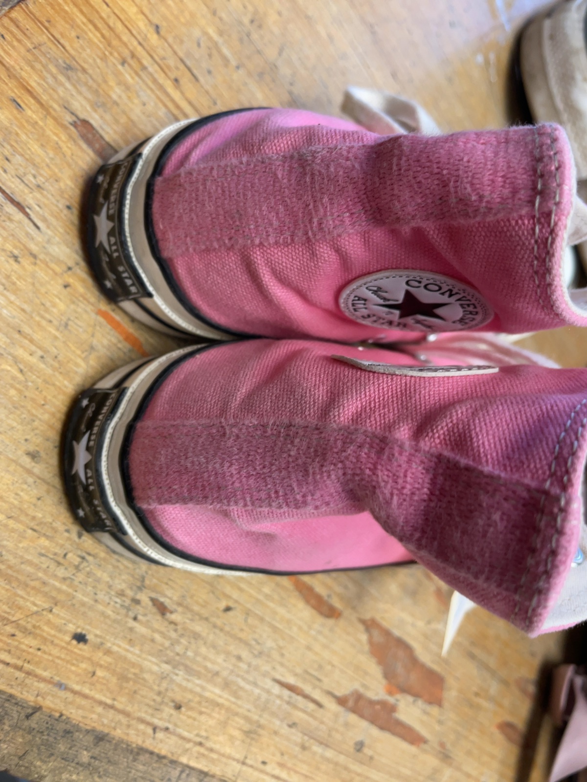 Converse Chuck 70 High Top Size 6 Pink