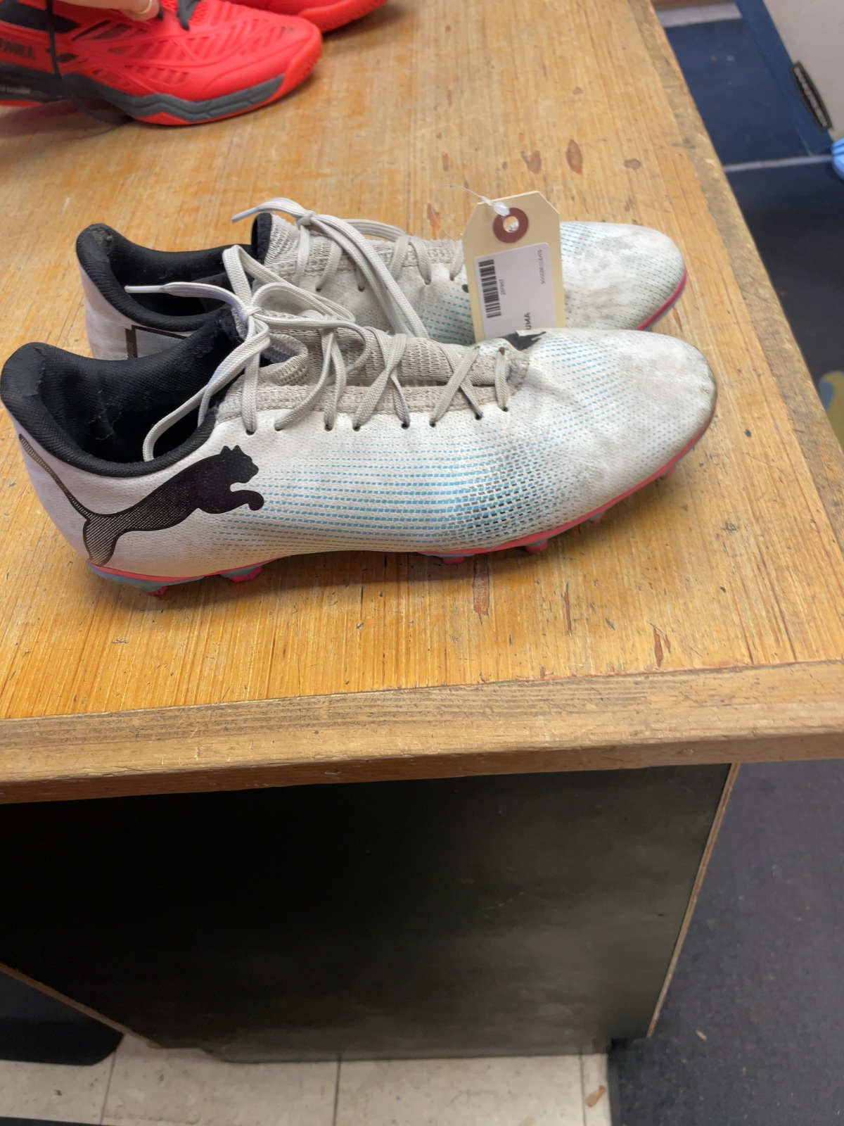 Puma Ultra Size 8.5 US Soccer Cleats