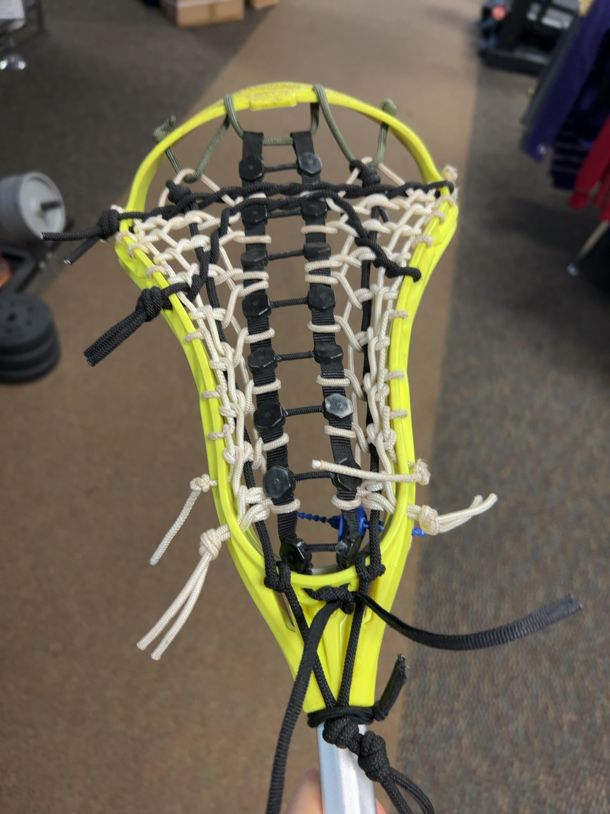 Nike Women's Complete Lacrosse Stick Yellow Head Silver Shaft 26" Good