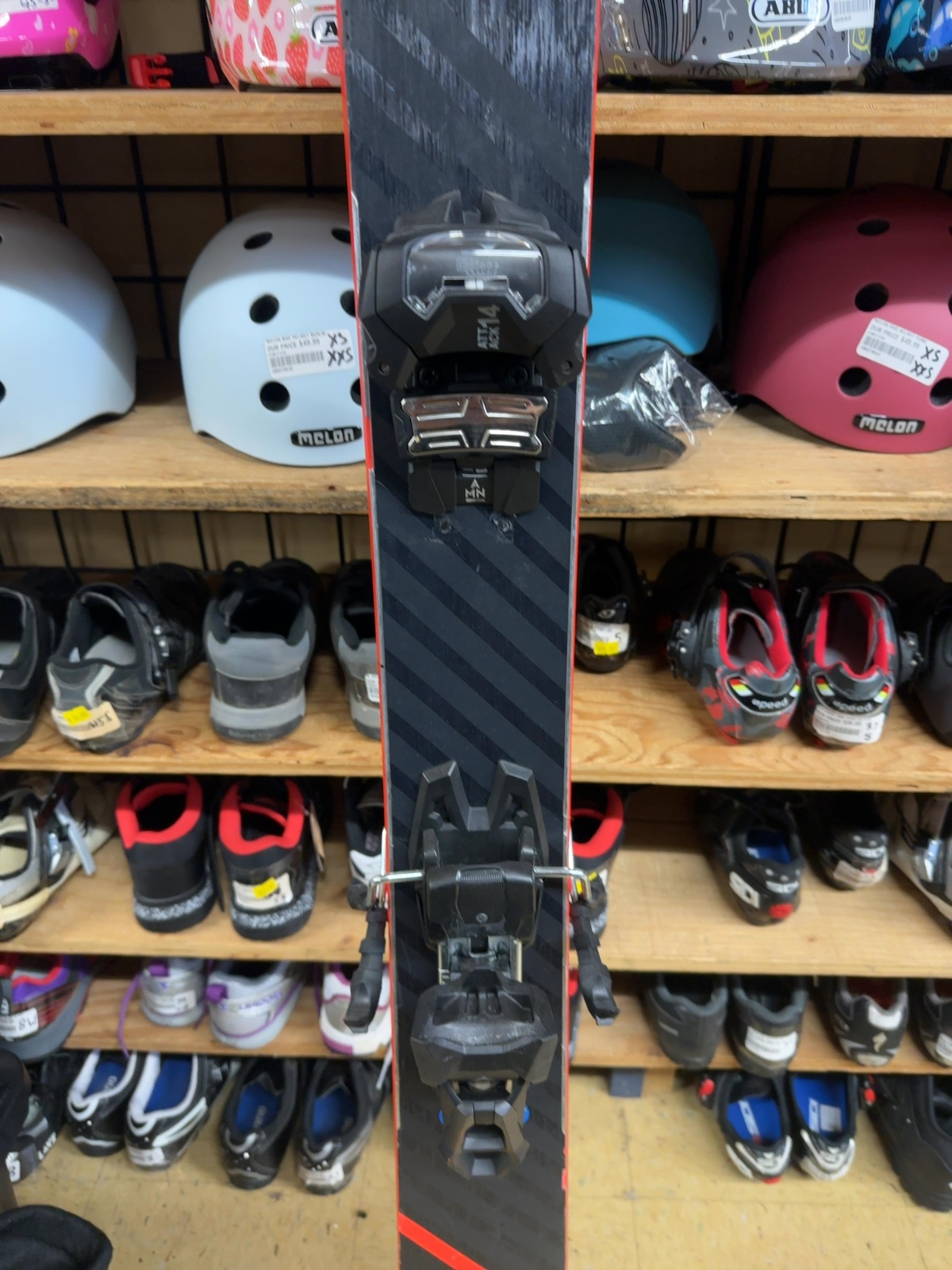 Fischer Ranger 107 Ti Skis 182 cm with Attack 14 Bindings
