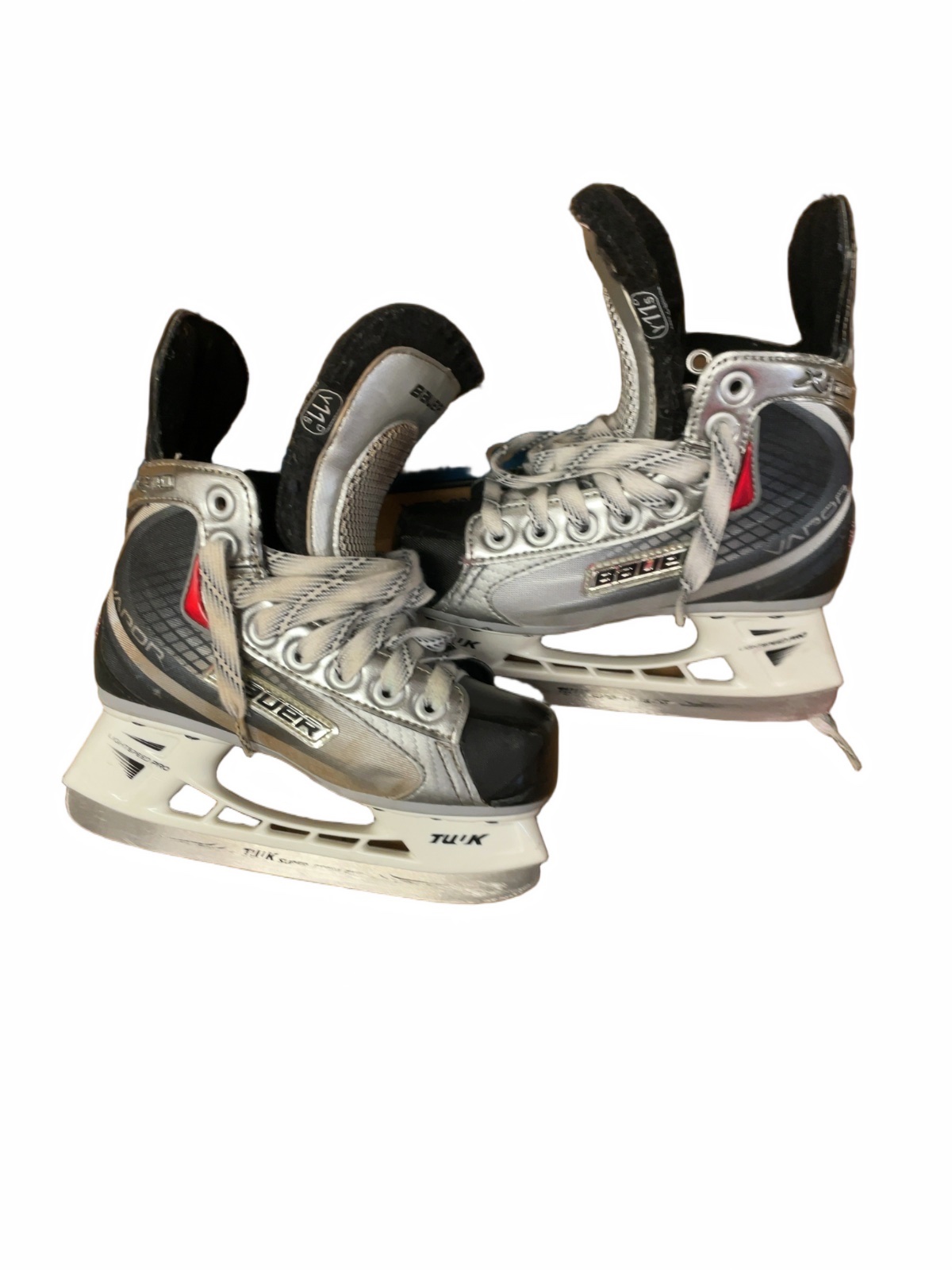 Bauer Vapor X:20 Size Y11.5 D Hockey Skates - image 1