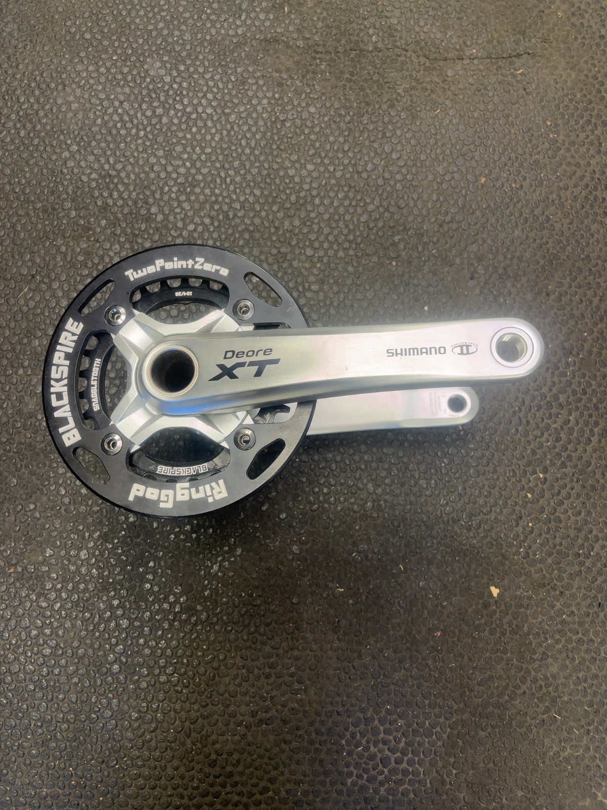 Shimano Deore XT FC-M770 Crankset 175mm Blackspire Bashguard Good