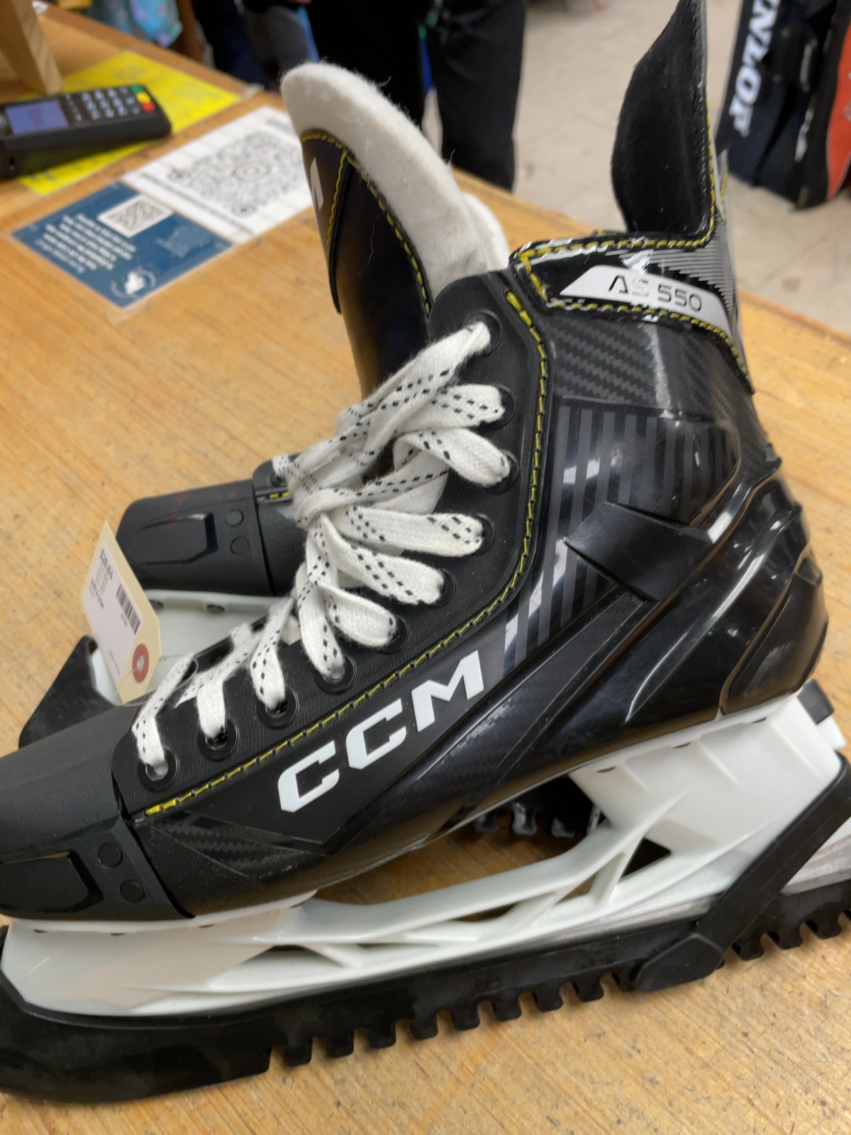 CCM Hockey Skates Size 9 Black - image 1