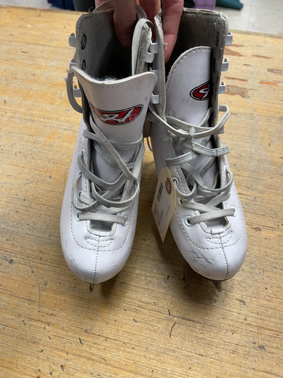 Hespeler Figure Skates Size 12C White