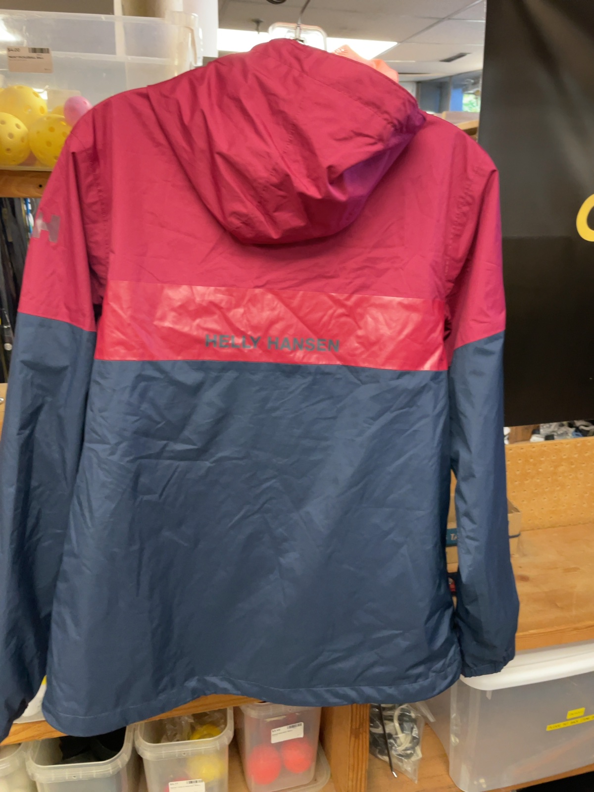 Helly Hansen Size XL Hooded Rain Jacket Pink/Navy