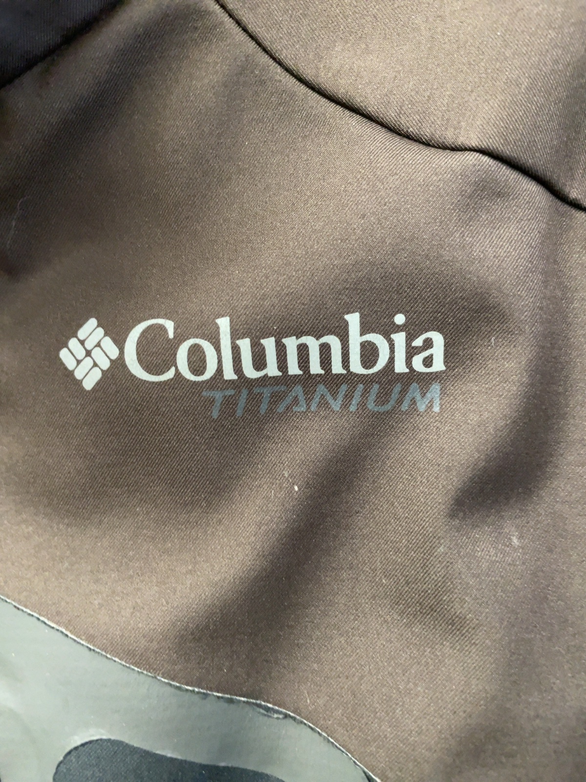 Columbia Titanium Softshell Jacket Size Medium