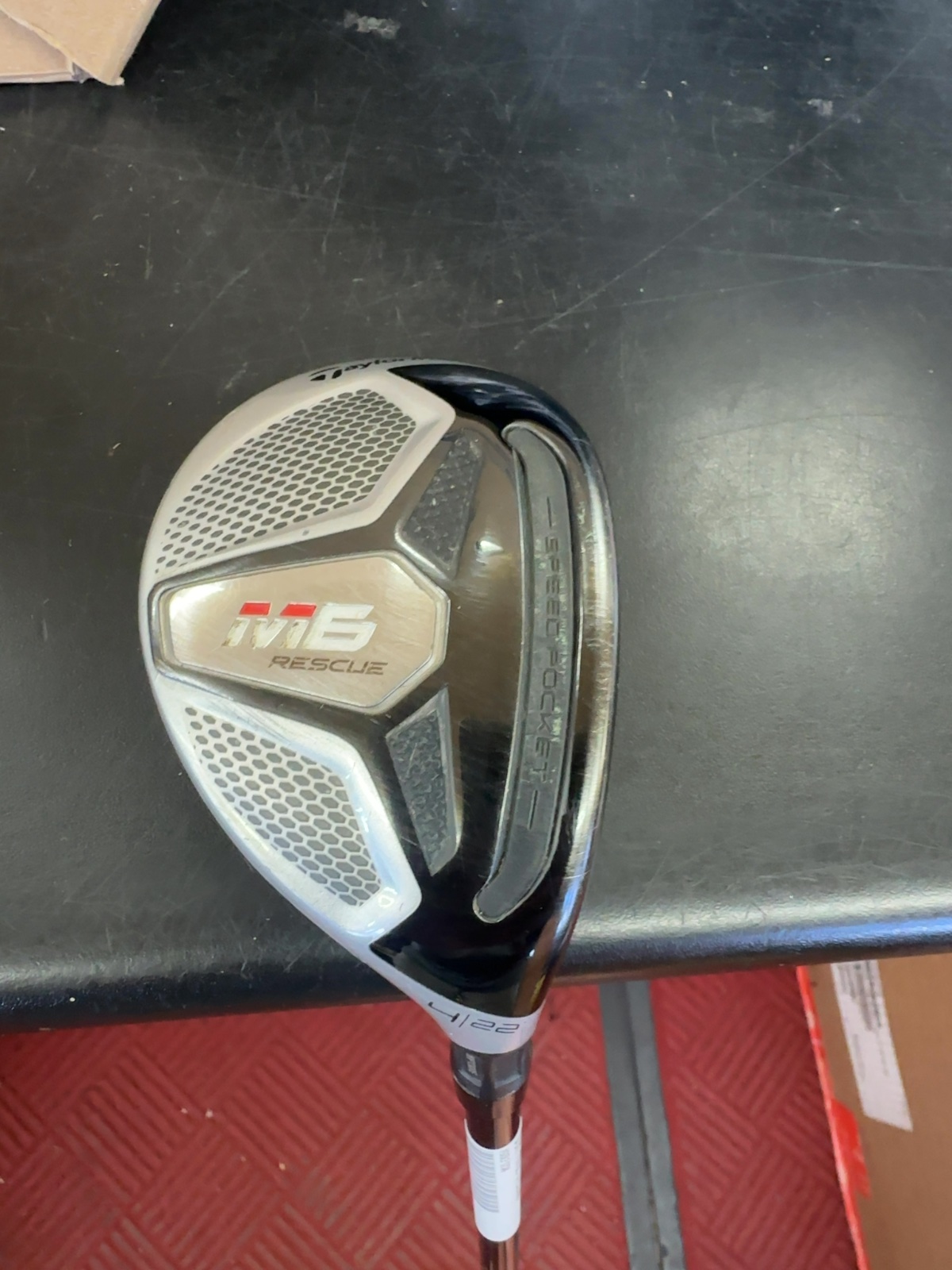 TaylorMade M6 Rescue 4 Hybrid 22° Fujikura 6R-Flex Shaft