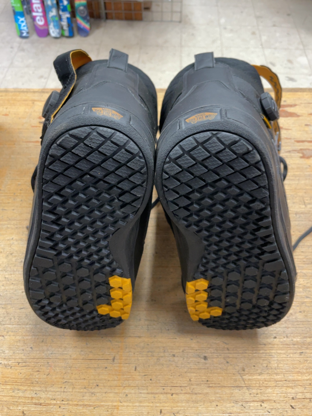 Vans Implant Pro Size 9.5 Snowboard Boots