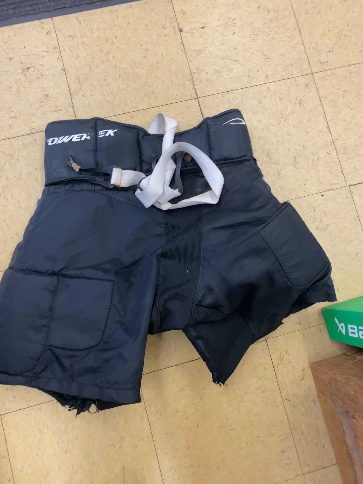 Powertek Senior Small Hockey Goalie Pants - Black