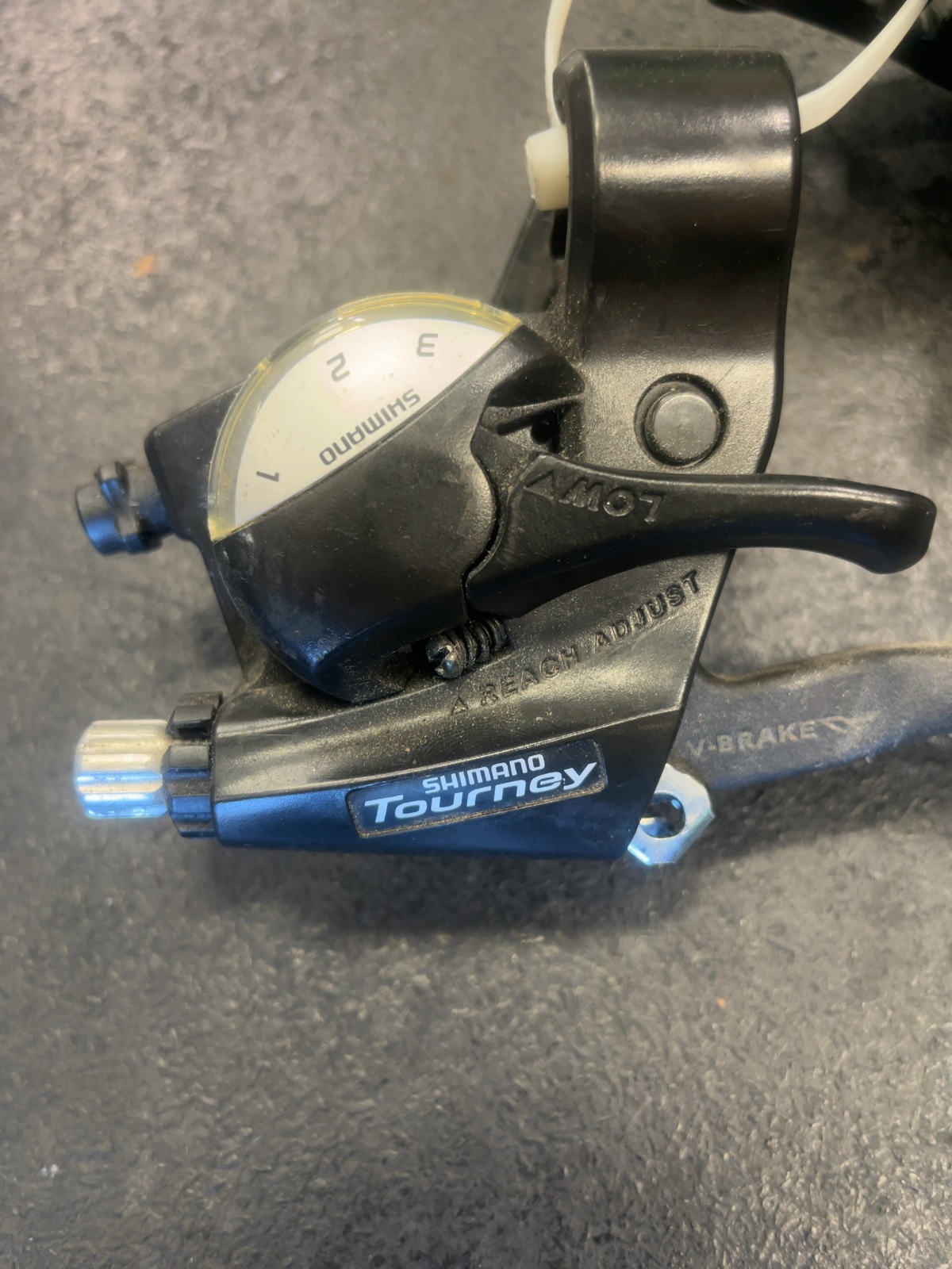 Shimano Tourney 3x7 Speed Shifter Brake Lever Combo Black Good