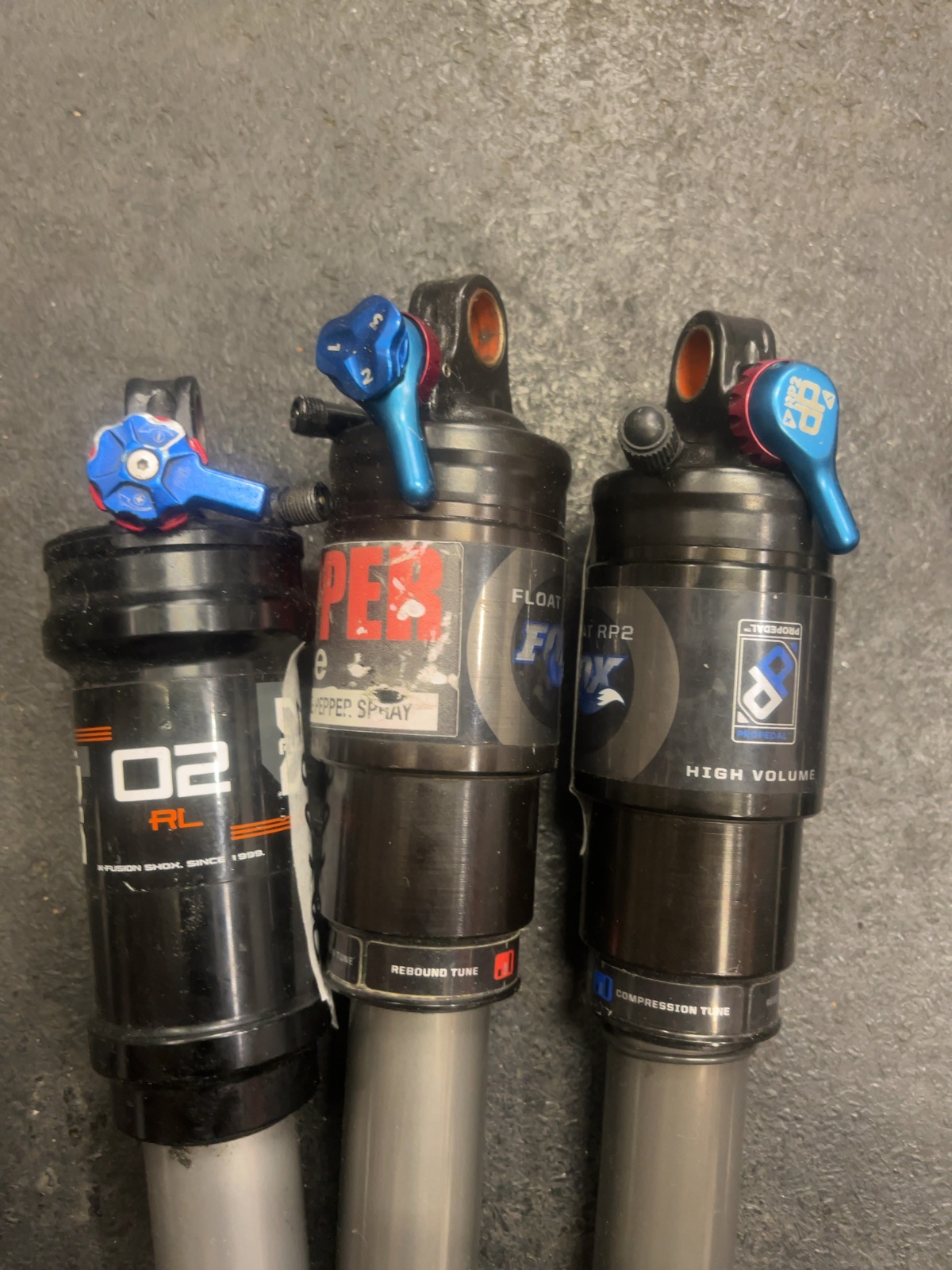 Assorted Mountain Bike Air Rear Shocks Lot of 4 Cane Creek Fox X-Fusion Fair