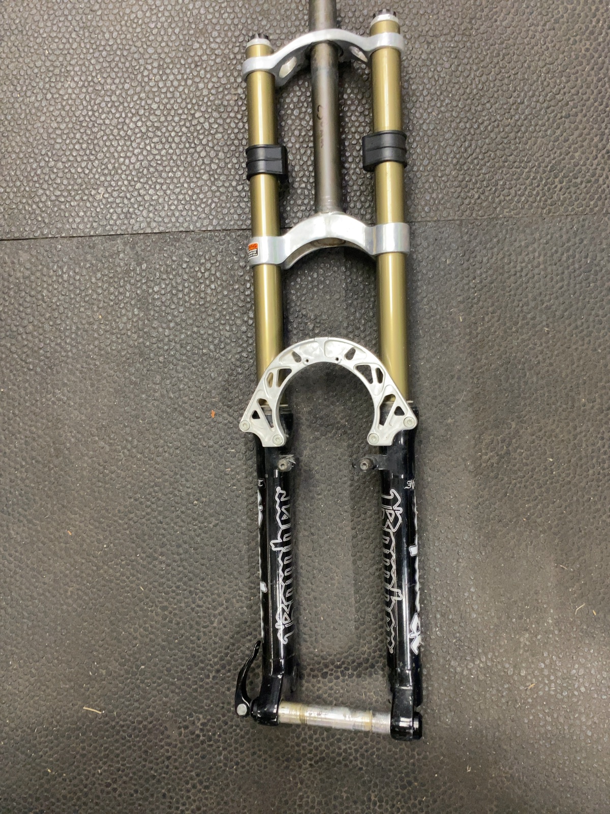 Marzocchi Bomber Dual Crown Suspension Fork Good