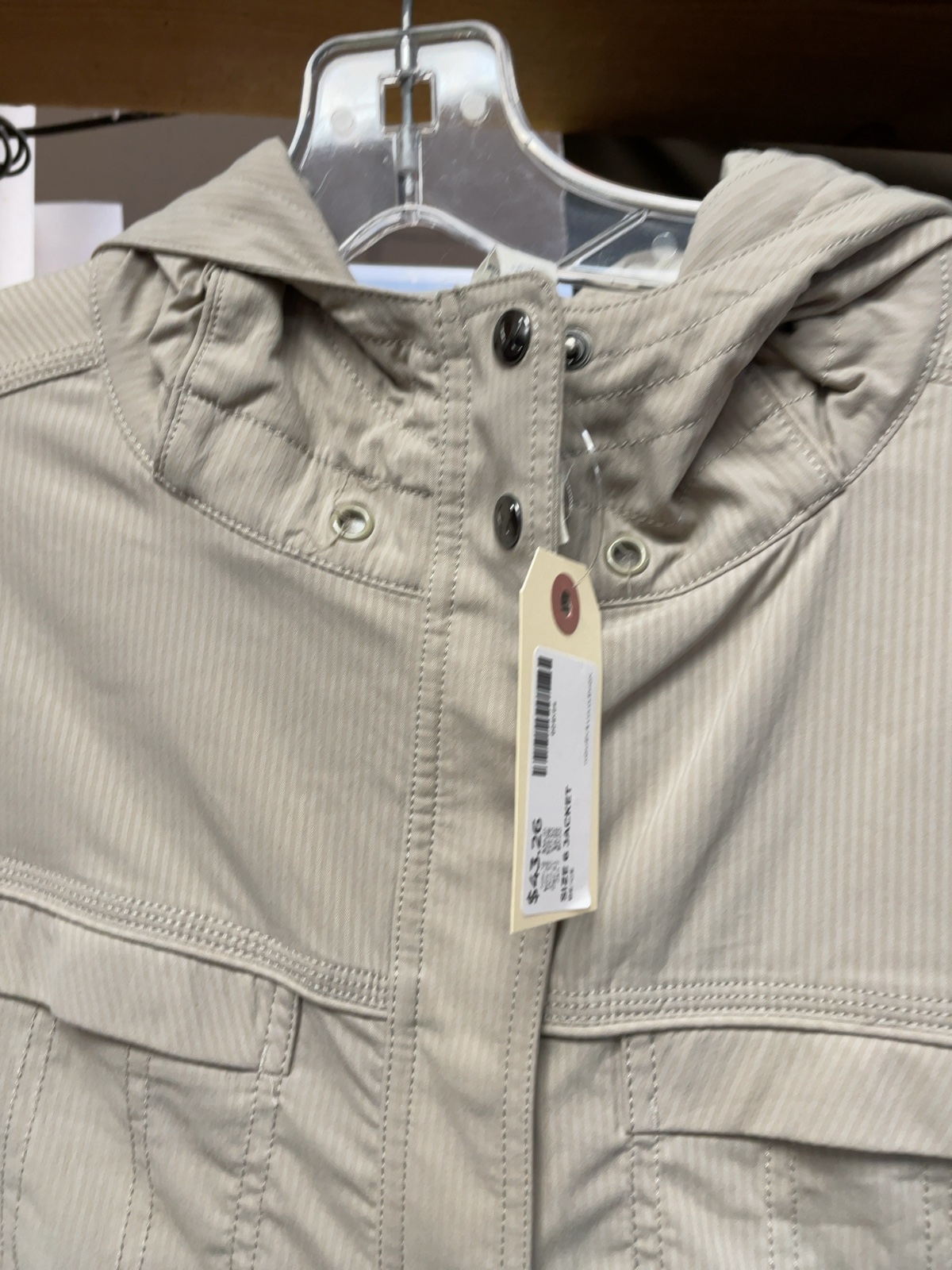 Lululemon Women's Size 6 Hooded Jacket Beige