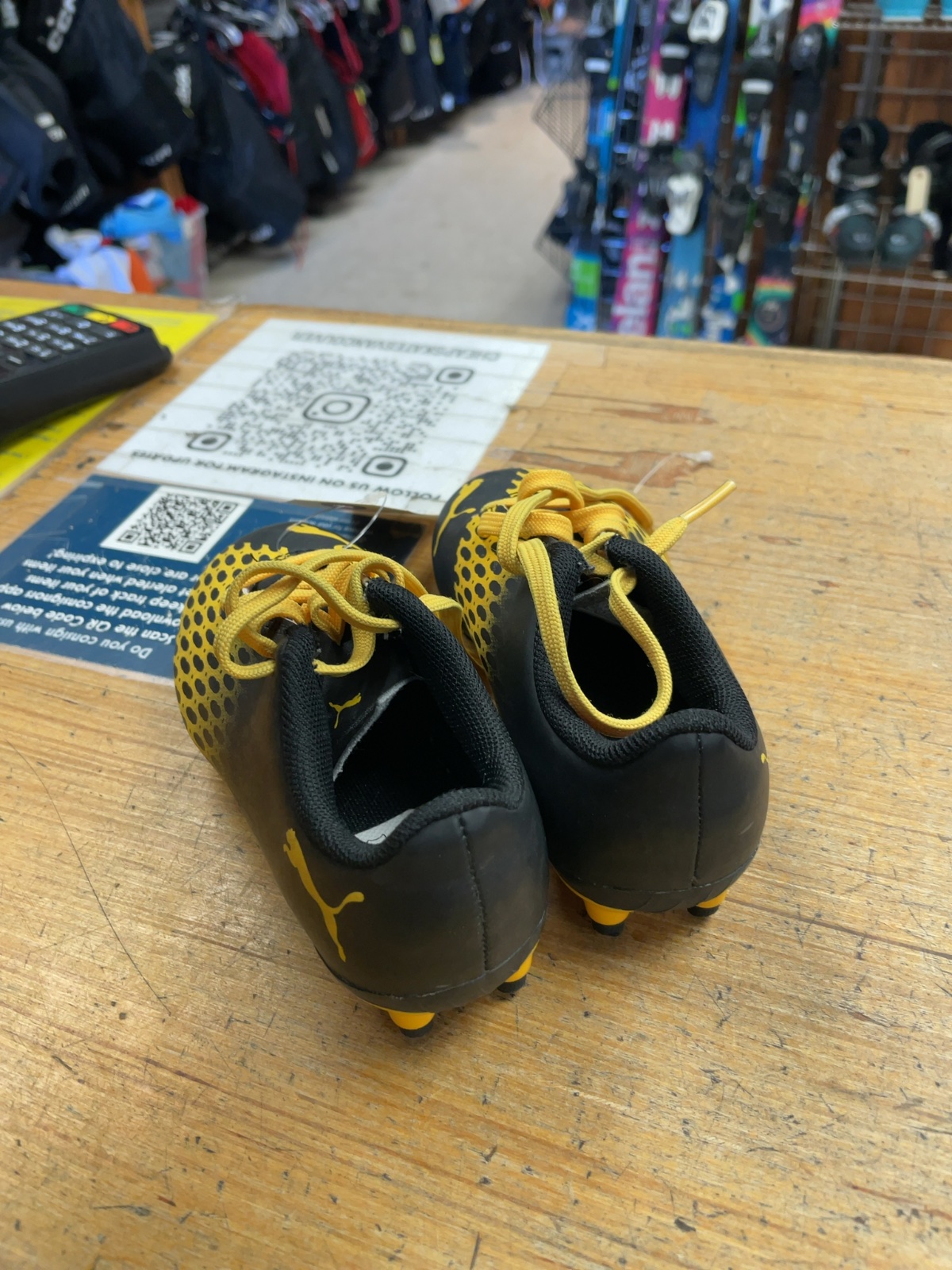 Puma Soccer Cleats Size 9C