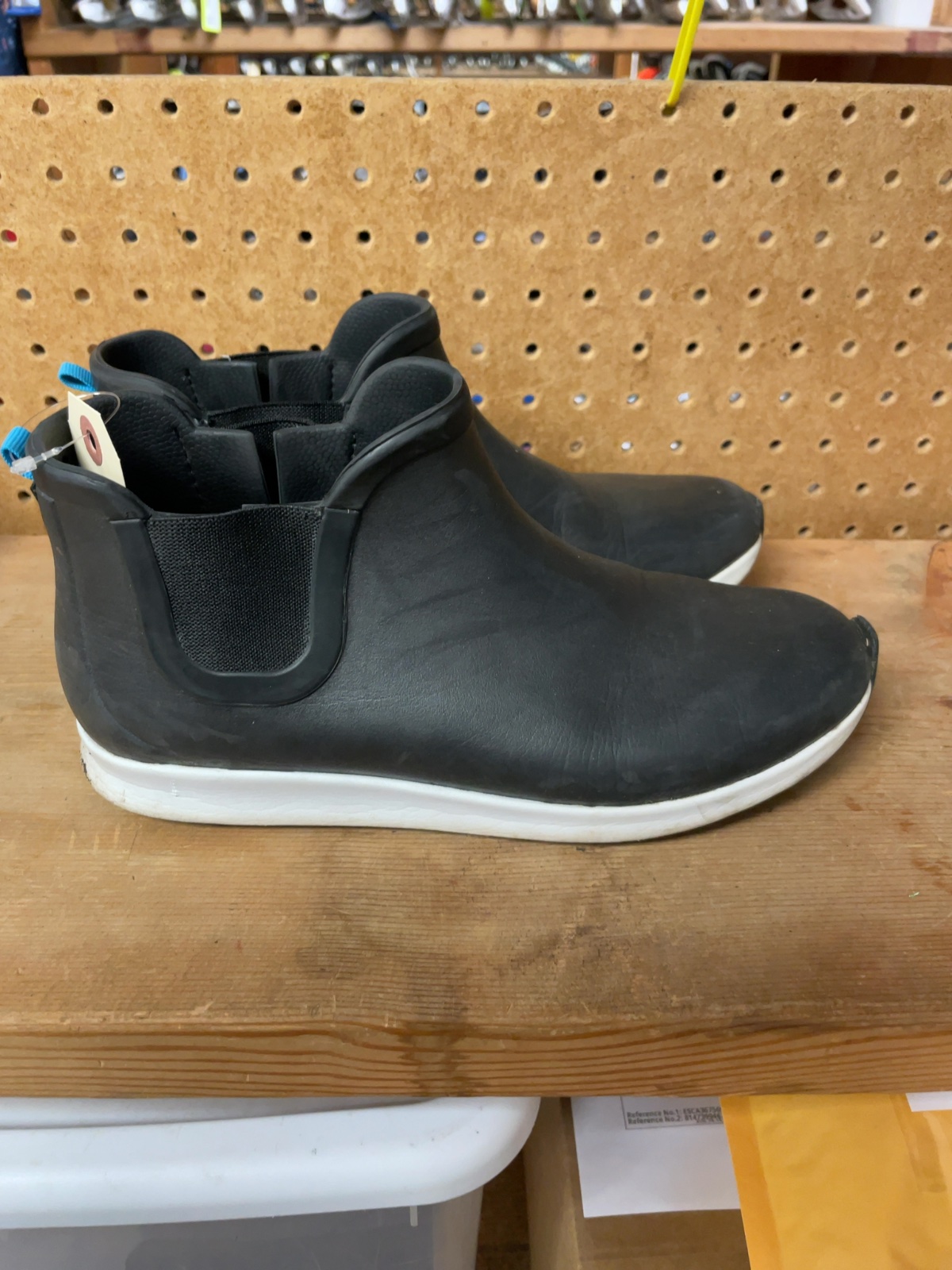 Native Shoes Chelsea Rain Boots Size 10