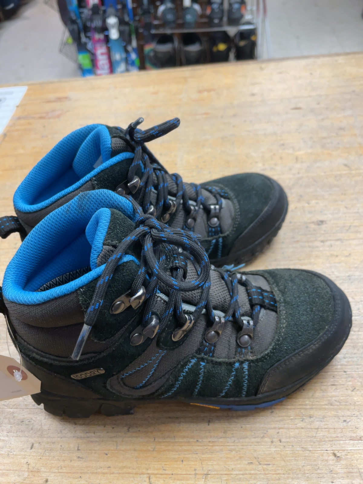 Mountain Warehouse IsoDry Hiking Boots Size 2