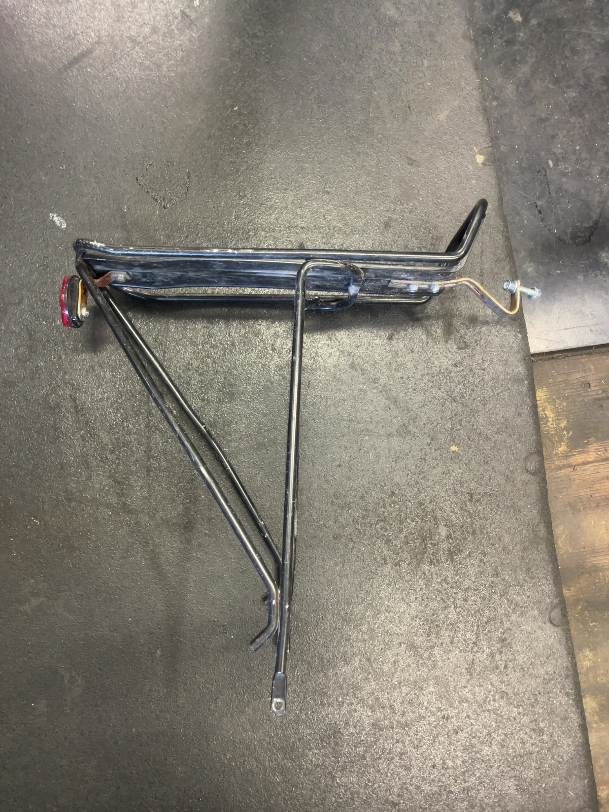 Pioneer Rack Rear Bike Cargo Rack with Reflector Black Fair