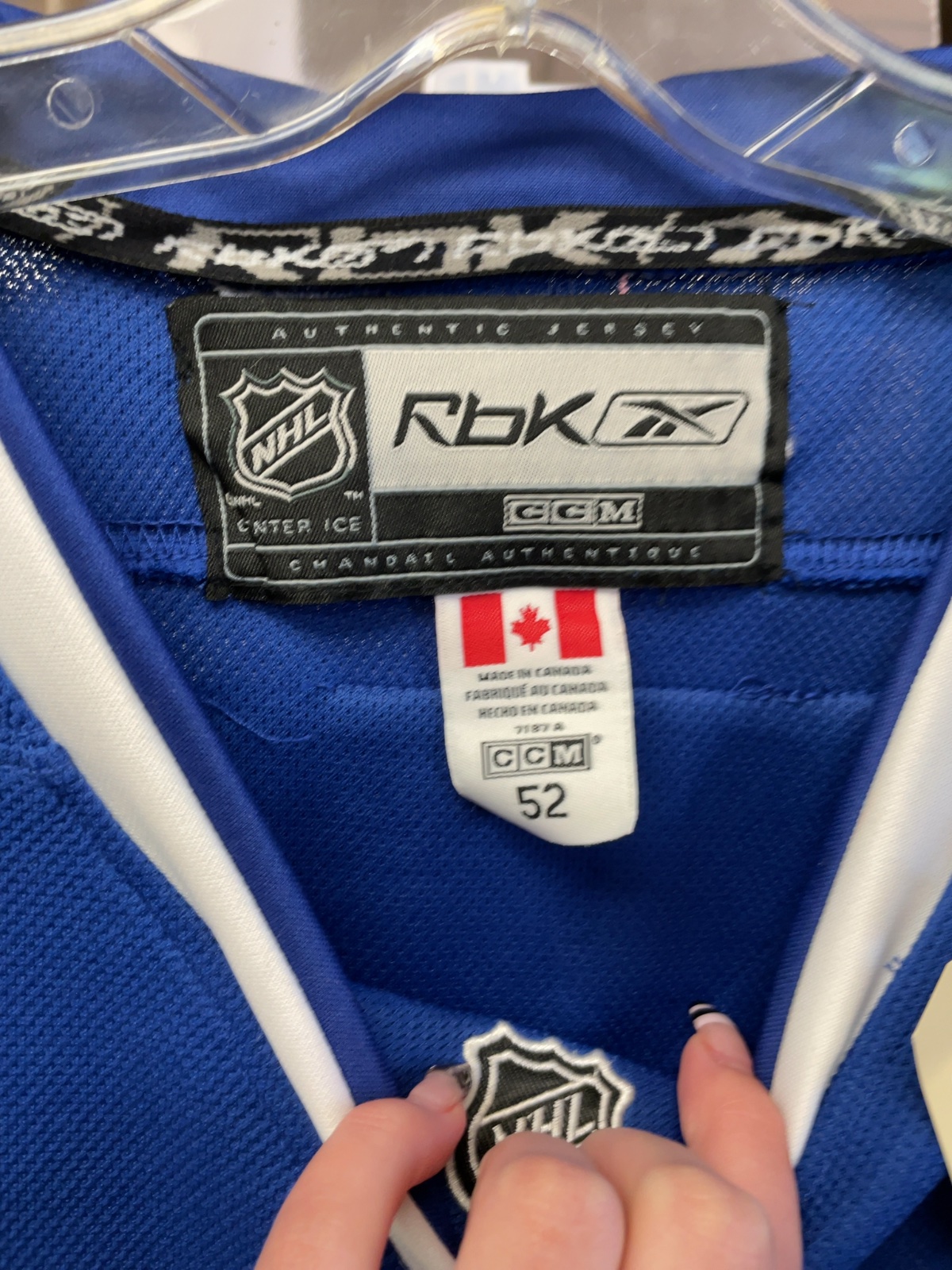 Reebok Vancouver Canucks Alexandre Burrows #14 Authentic Jersey Size 52