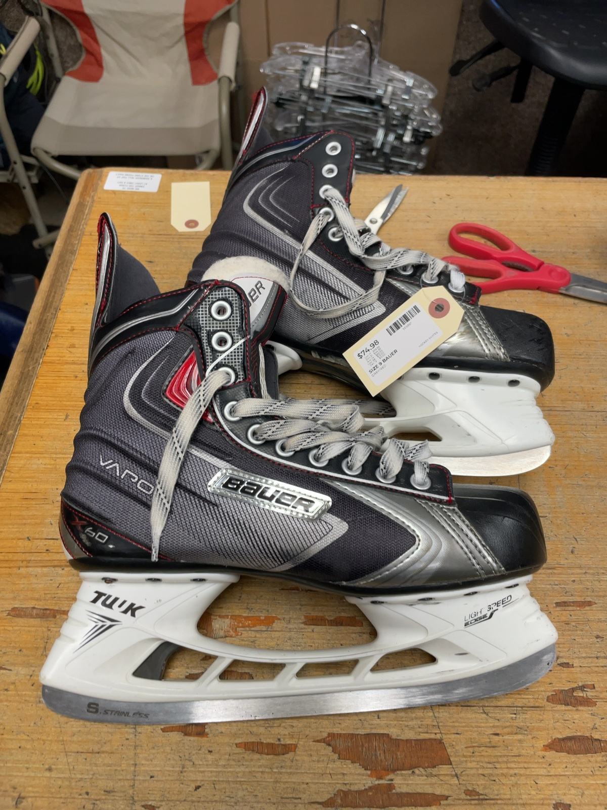 Bauer Vapor X60 Size 9 Hockey Skates