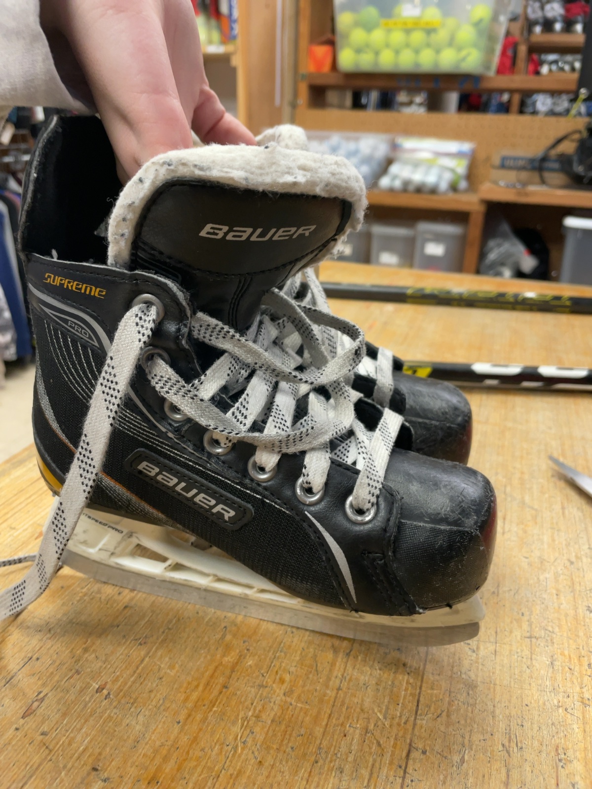 Bauer Supreme Pro Size 13C Youth Hockey Skates