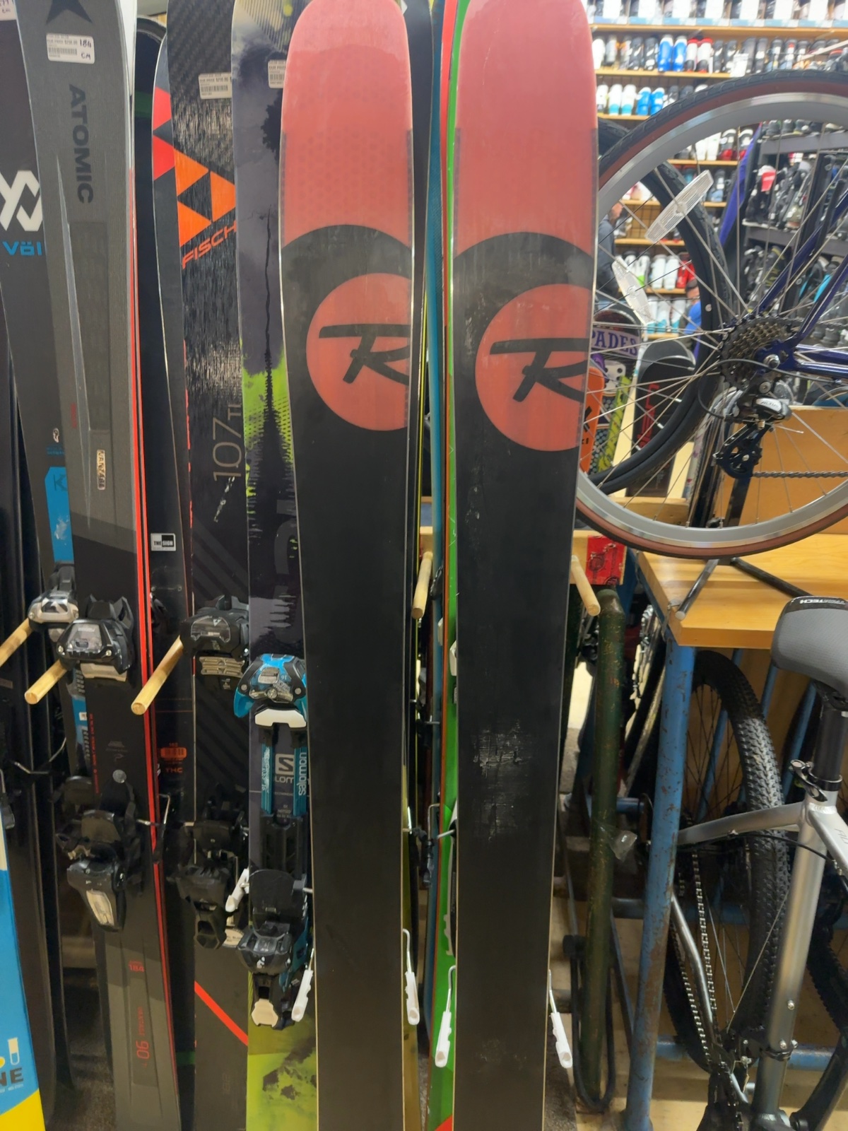 Rossignol Super 7 Downhill Skis with Look Bindings - 180 cm