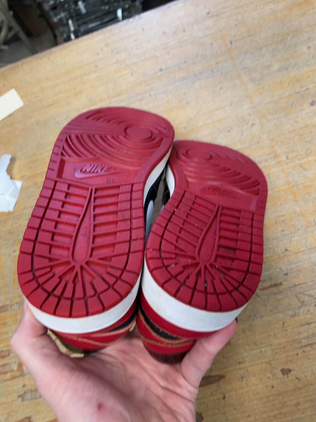Nike Air Jordan 1 Low FlyEase Size 10.5 US