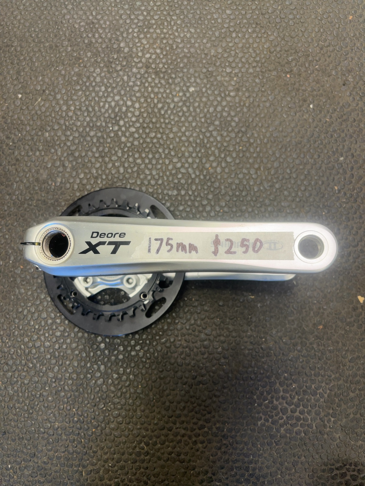 Shimano Deore XT FC-M770 Crankset 175mm Blackspire Bashguard Good