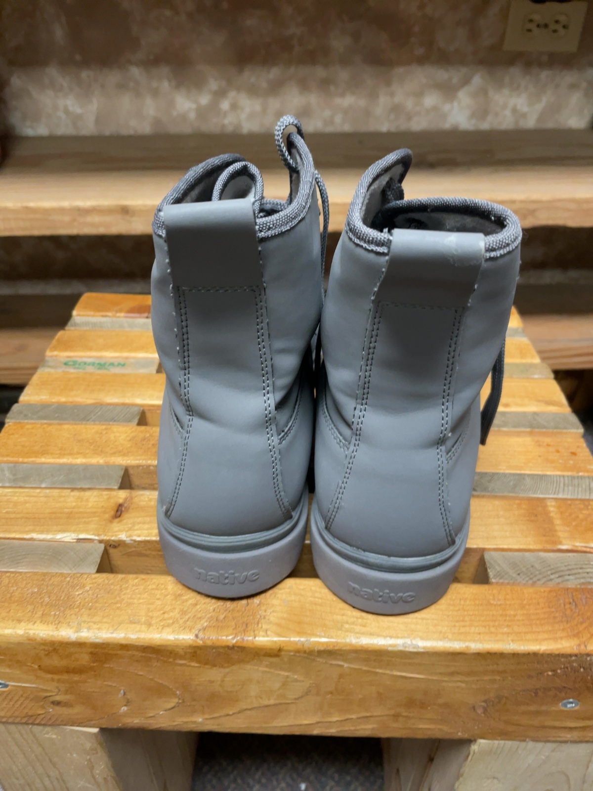 Native Shoes Fitzsimmons Citylite Boots Size 9 US Grey