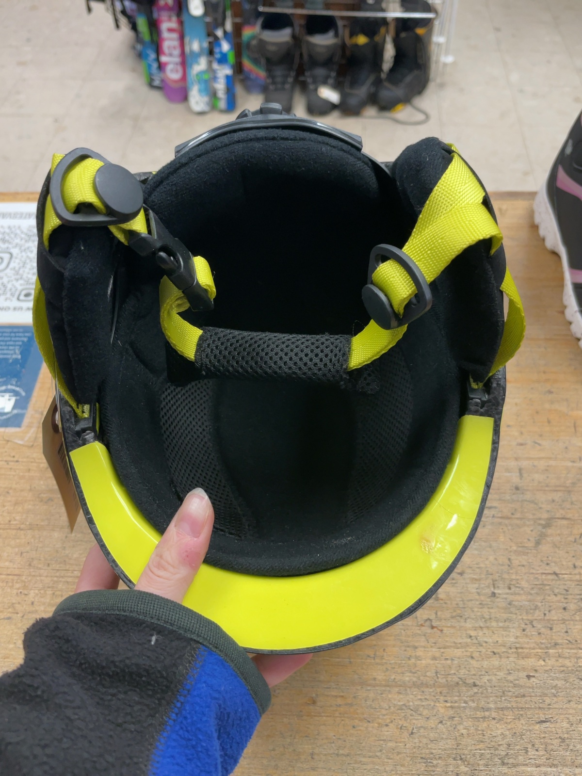 Capix Ski & Snowboard Helmet