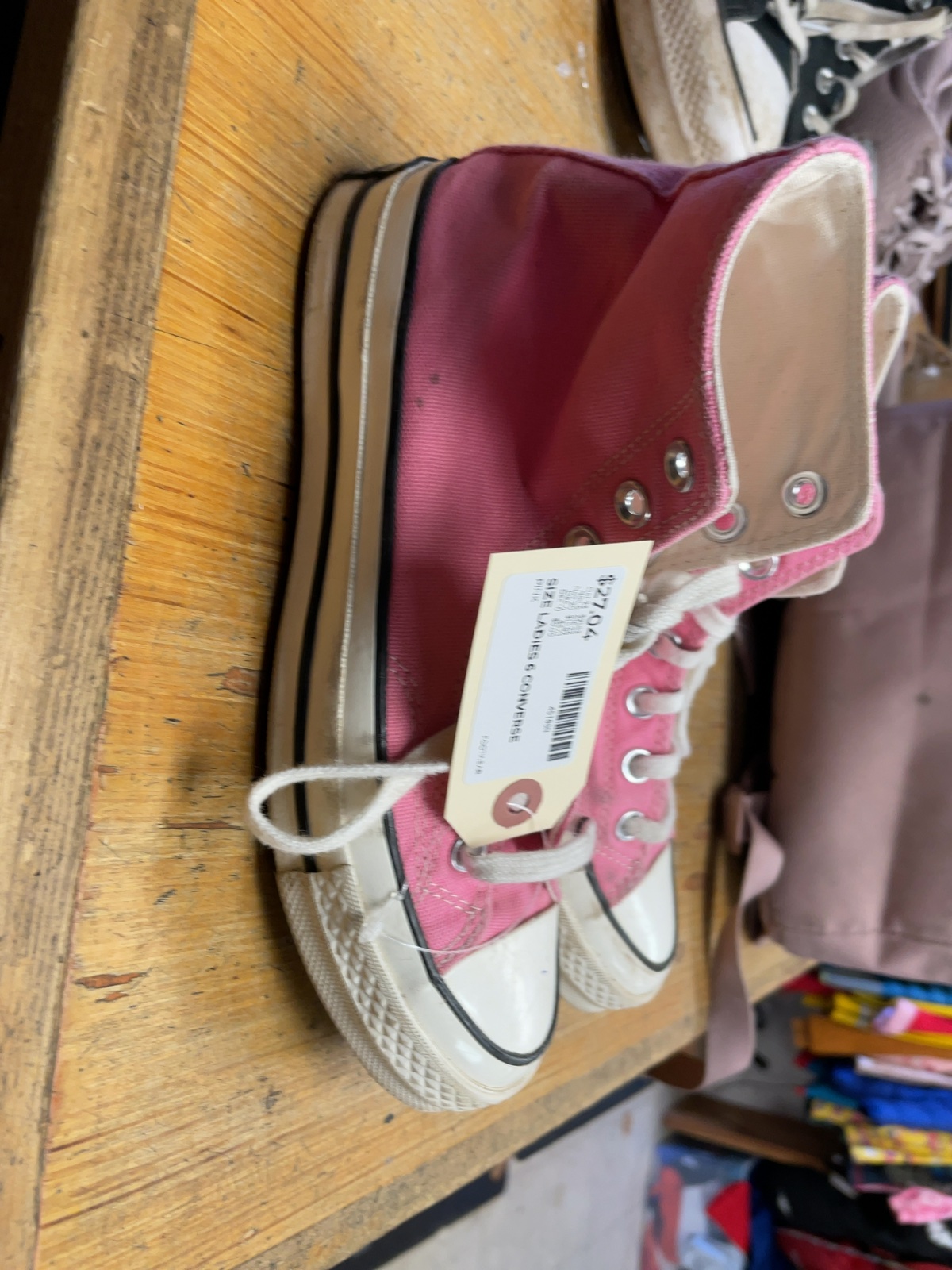 Converse Chuck 70 High Top Size 6 Pink