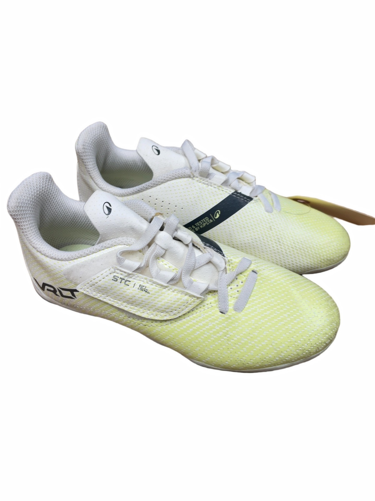 Kipsta Viralto Size 1 Soccer Cleats - image 1