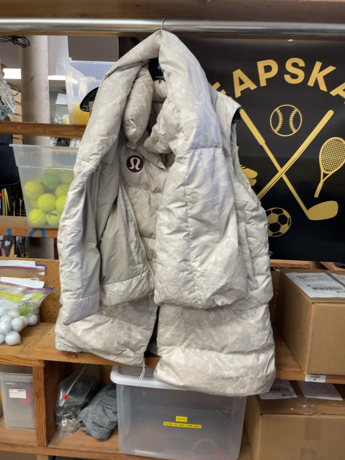 Lululemon Team Canada Long Puffer Vest Size 8