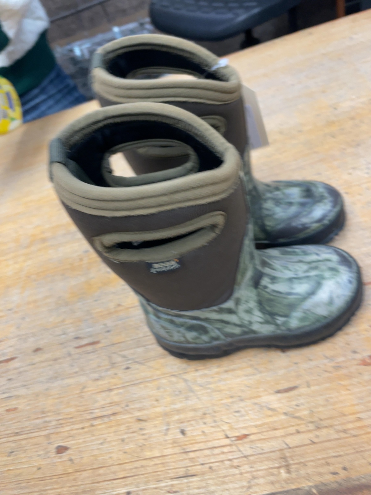 Bogs Classic Camo Waterproof Winter Rain Boots Size 8C