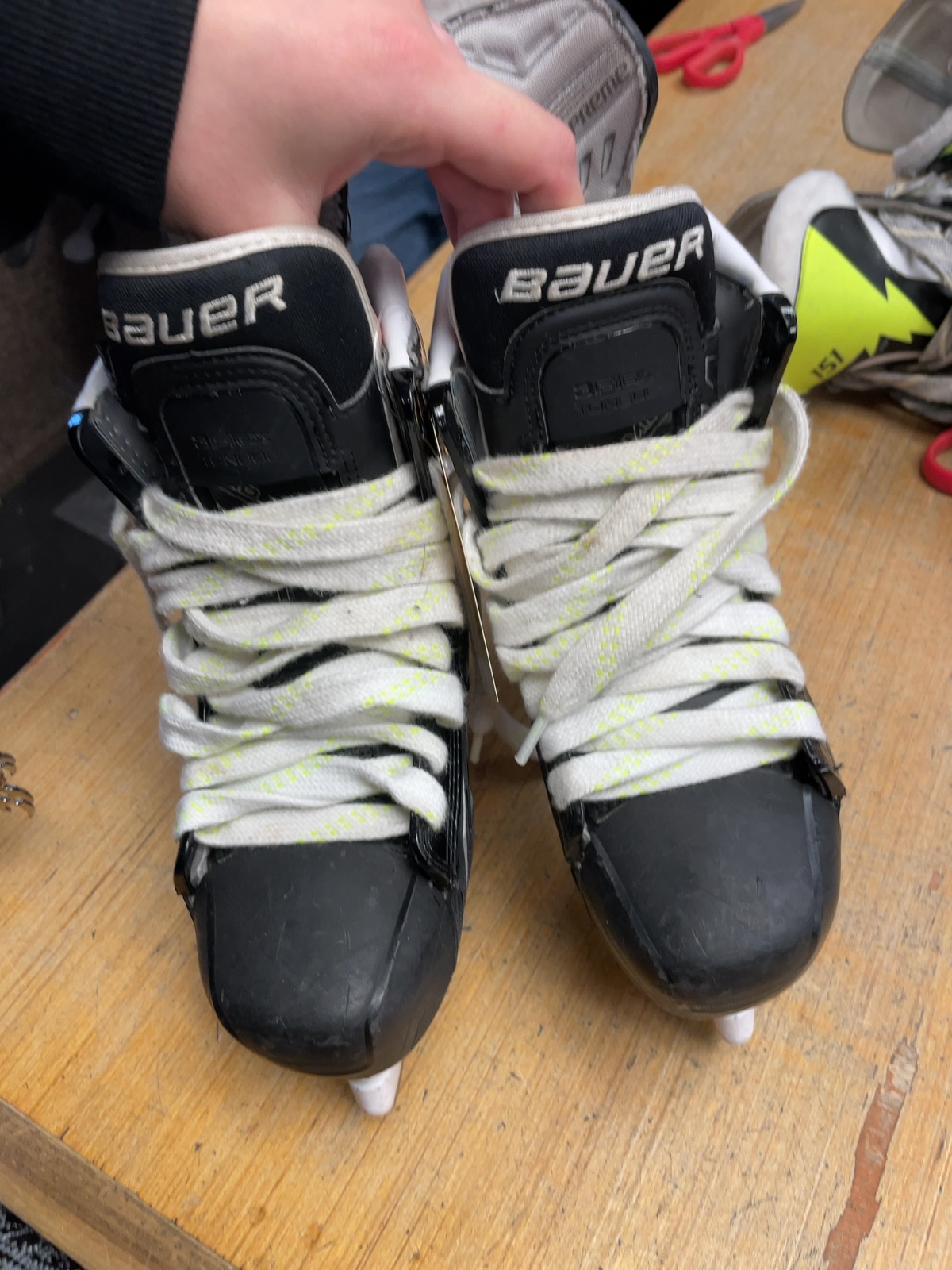 Bauer Supreme TotalONE MX3 Junior Size 3.5 D Ice Hockey Skates