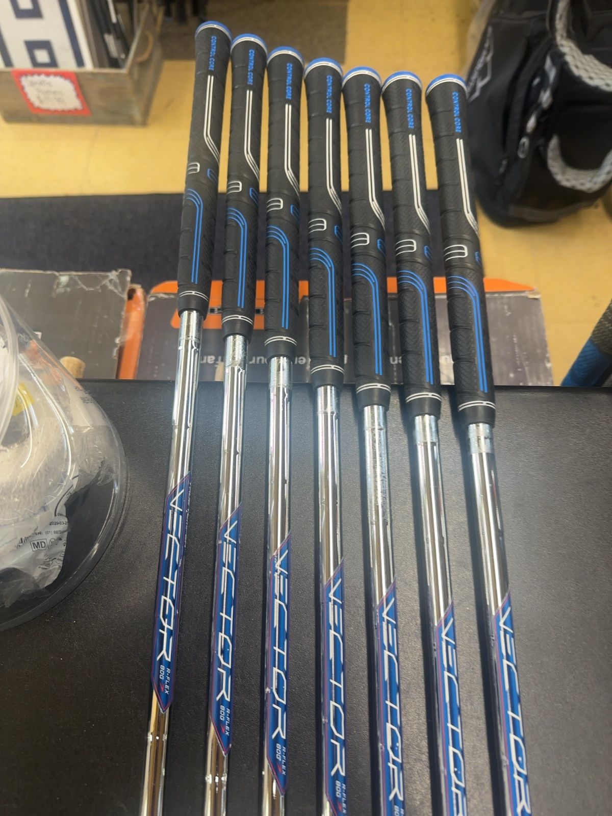 Callaway Elyte Iron Set 5-PW, AW True Temper Vector R-Flex