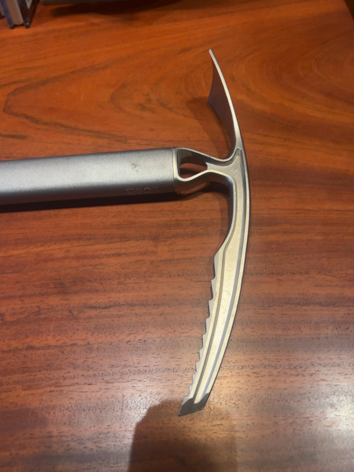 Black Diamond Raven Ice Axe 65cm Good