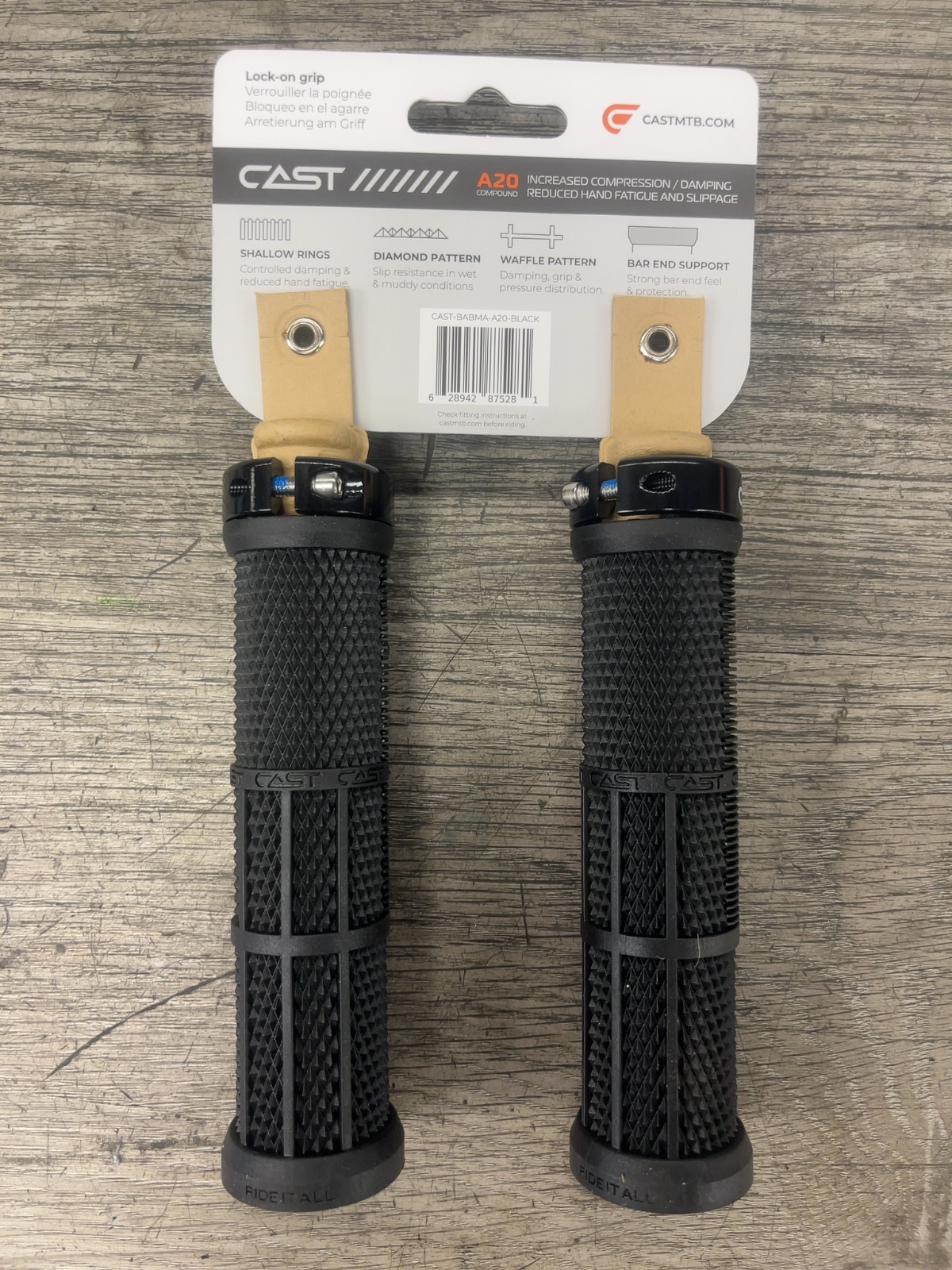 CAST Bamba Lock-On Grips 30.0mm A20 Soft Compound Black New