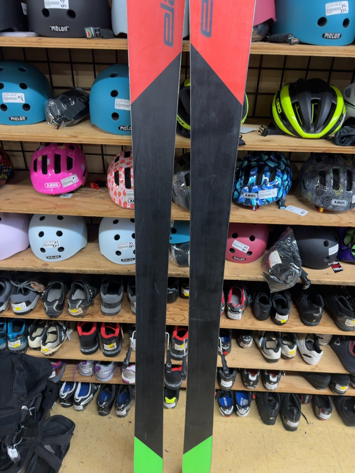 Elan Ripstick 96 Skis 188 cm with AAAttack 13 Bindings