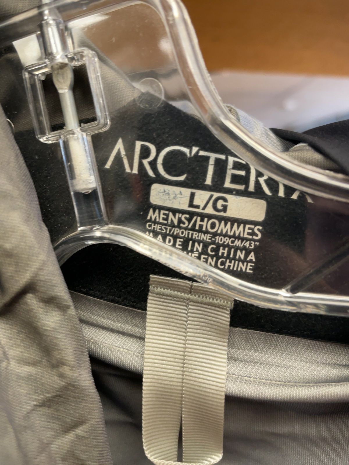 Arc'teryx GORE-TEX Rain Jacket Size L/G Black