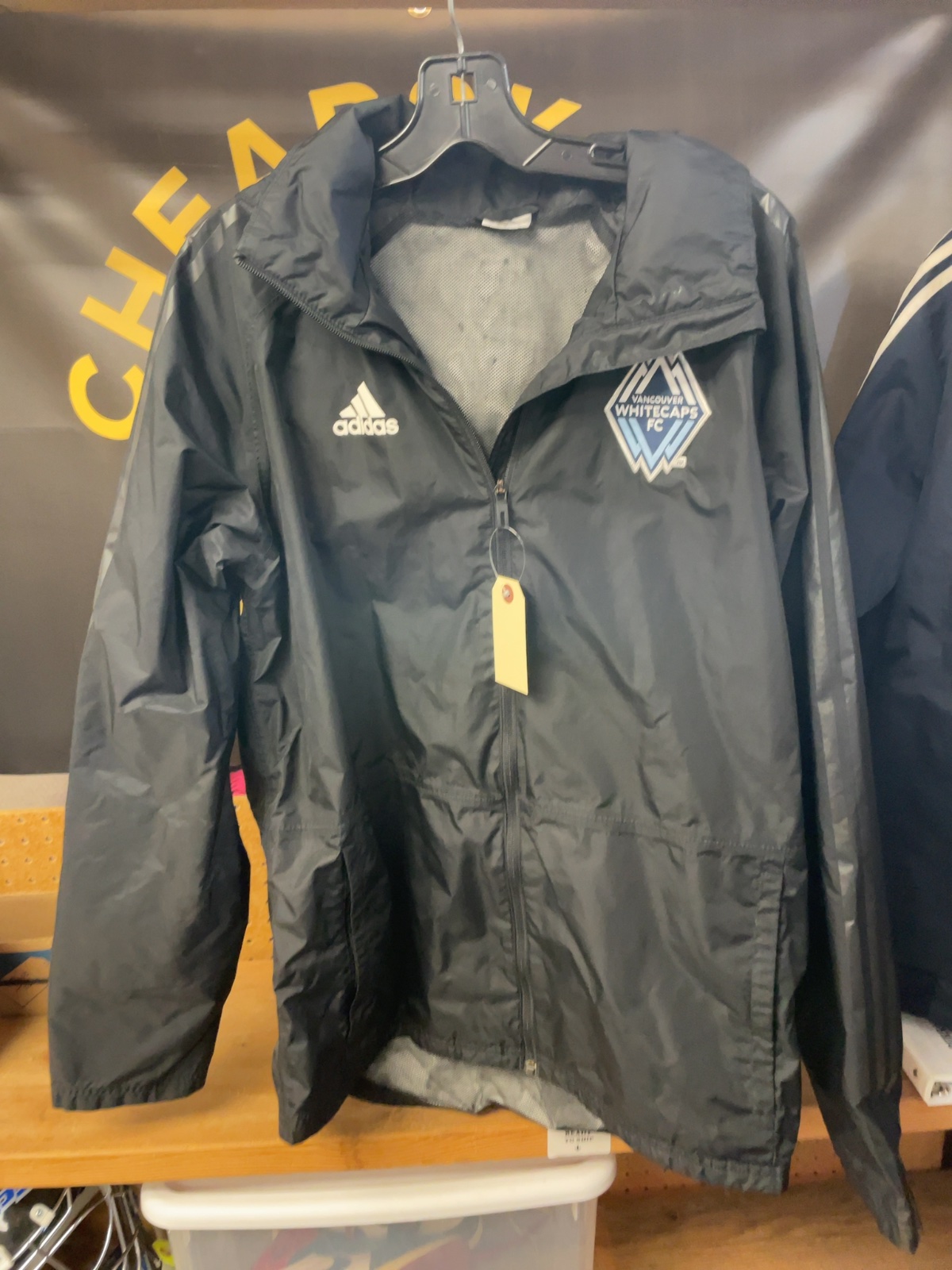Adidas Vancouver Whitecaps FC Size L Rain Jacket