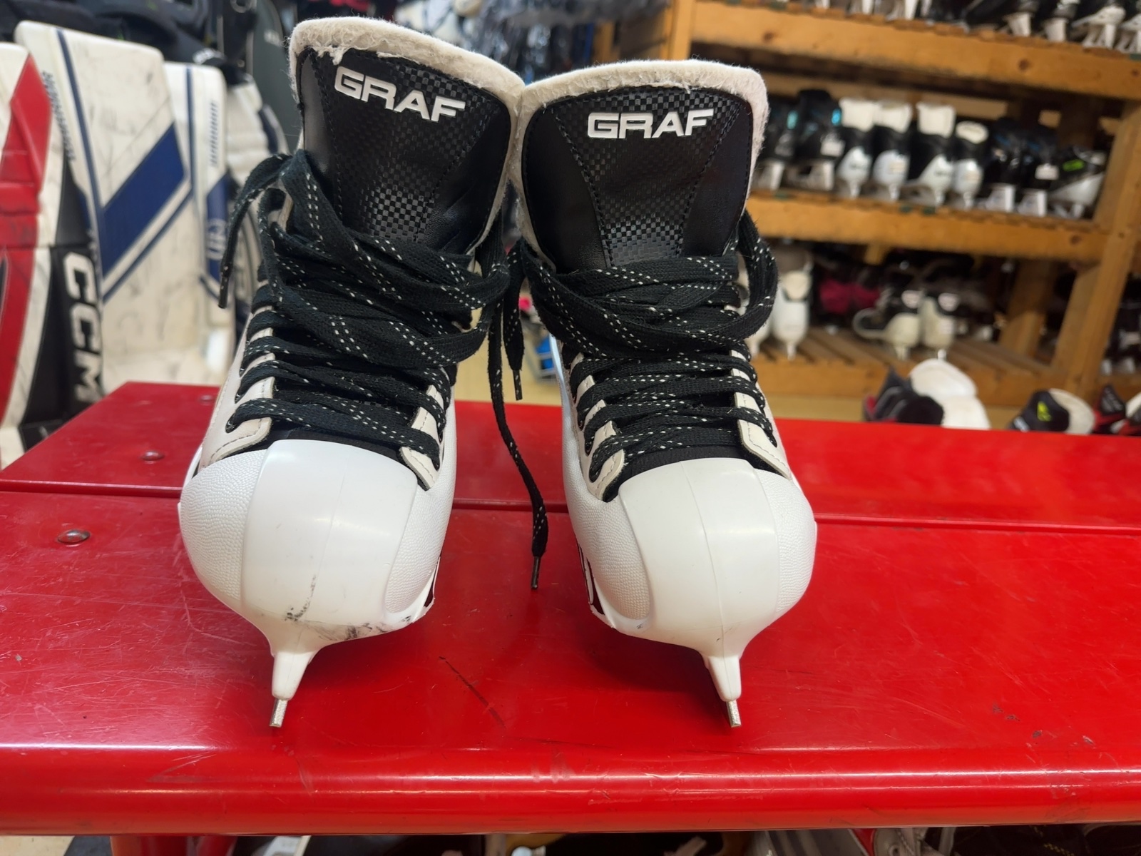 Graf Goaler Hockey Goalie Skates Size 5