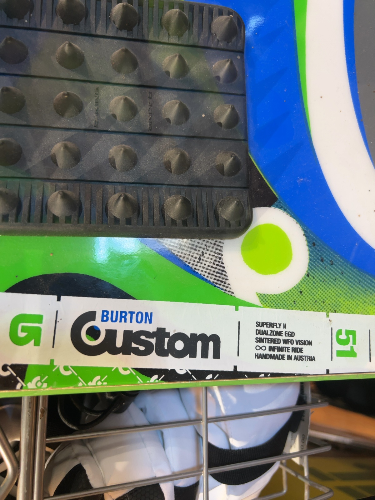 Burton Custom Snowboard with Burton Mission Bindings Good 151 cm
